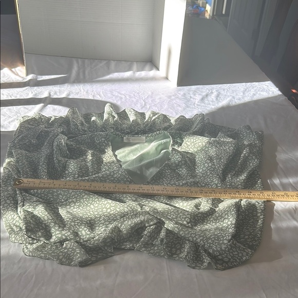 Chic Sage Green Midi Dress - Picture 4 of 6